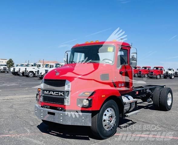 Mack MD6 商用底盤車