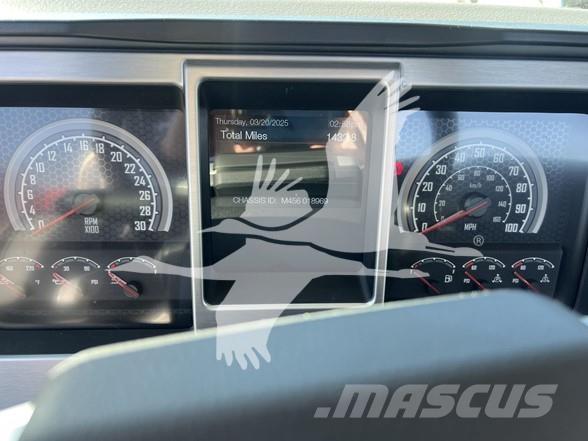 Mack MD6 商用底盤車