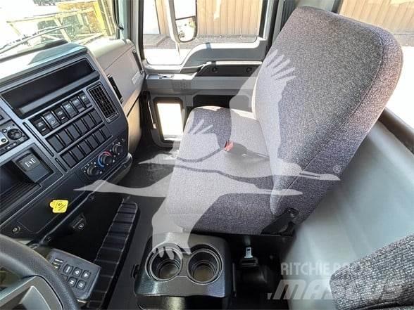 Mack MD7 商用底盤車