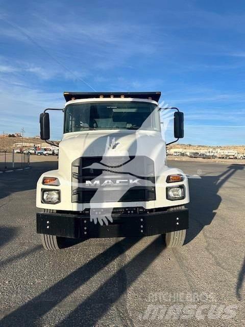 Mack MD7 傾卸式卡車