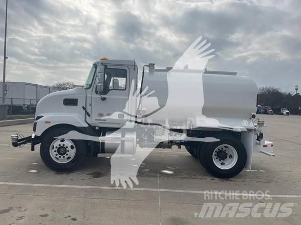 Mack MD7 運油車