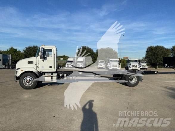 Mack MD7 商用底盤車