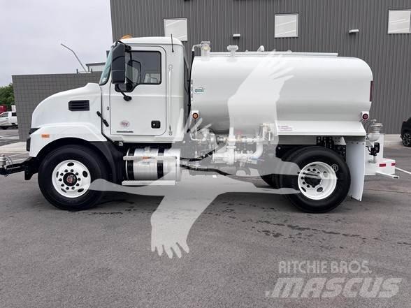 Mack MD7 運油車