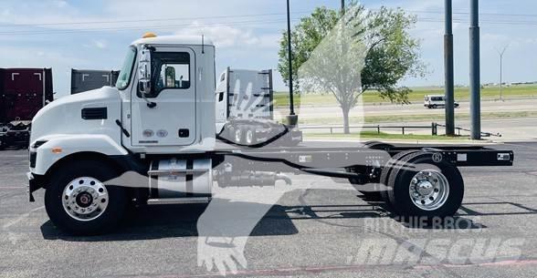 Mack MD7 商用底盤車
