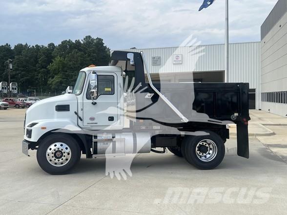 Mack MD7 傾卸式卡車