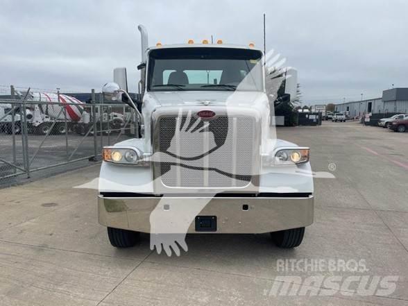 Peterbilt 567 曳引機組件