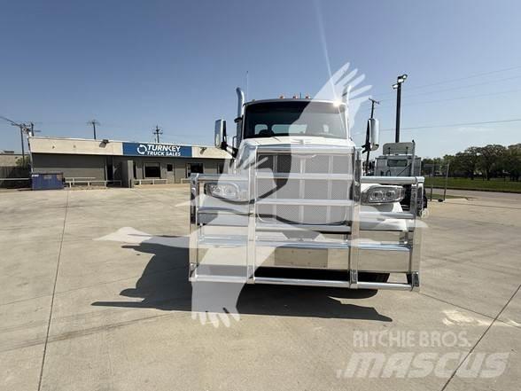 Peterbilt 567 曳引機組件
