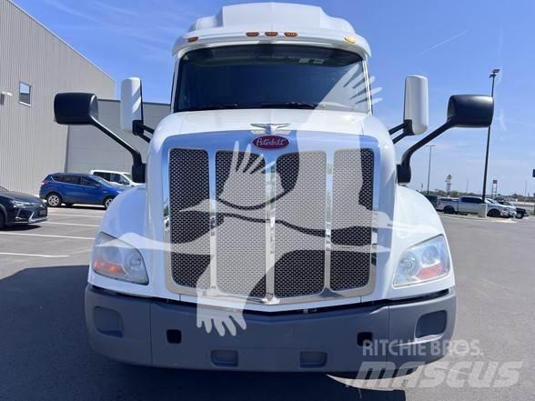 Peterbilt 579 曳引機組件