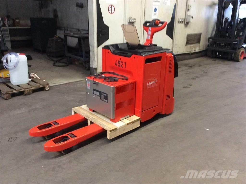Linde T20AP 自走式堆積機