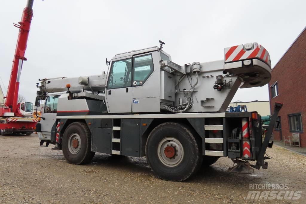 Liebherr LTM 1030/2 全路面起重機/吊車