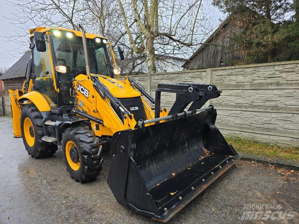 JCB 3CX PLUS 反鏟裝載機
