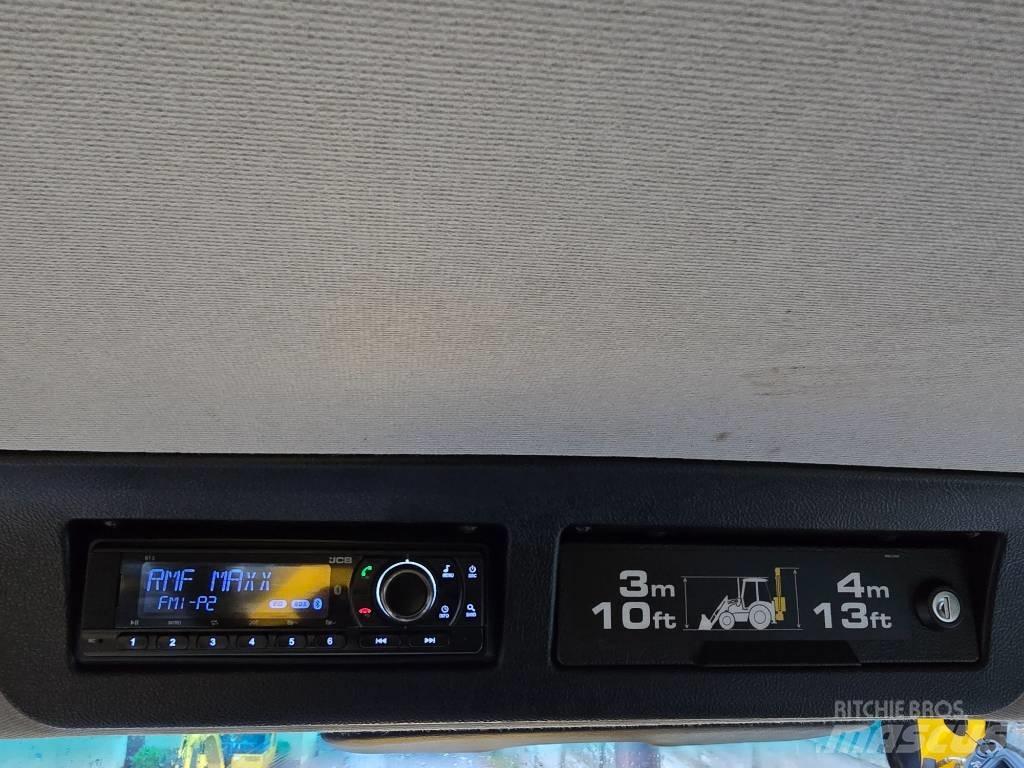 JCB 3CX PLUS 反鏟裝載機