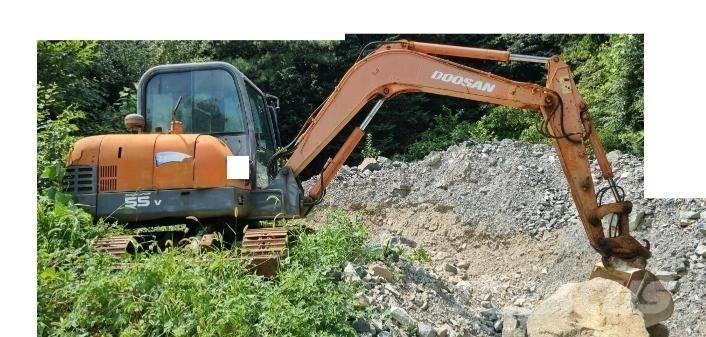 Doosan SL 55 VP 小型挖土機/掘鑿機<7t(小型挖掘機)