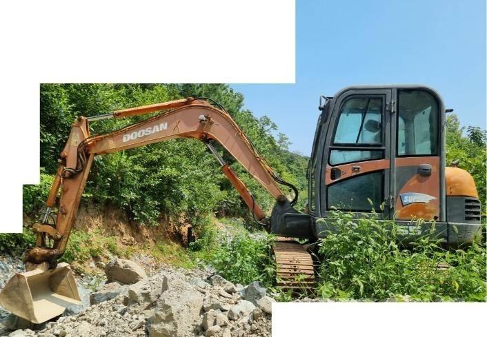 Doosan SL 55 VP 小型挖土機/掘鑿機<7t(小型挖掘機)