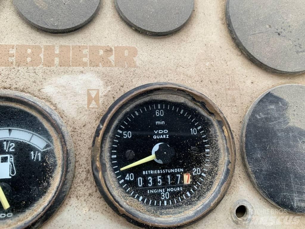 Liebherr LR 621B 推土機