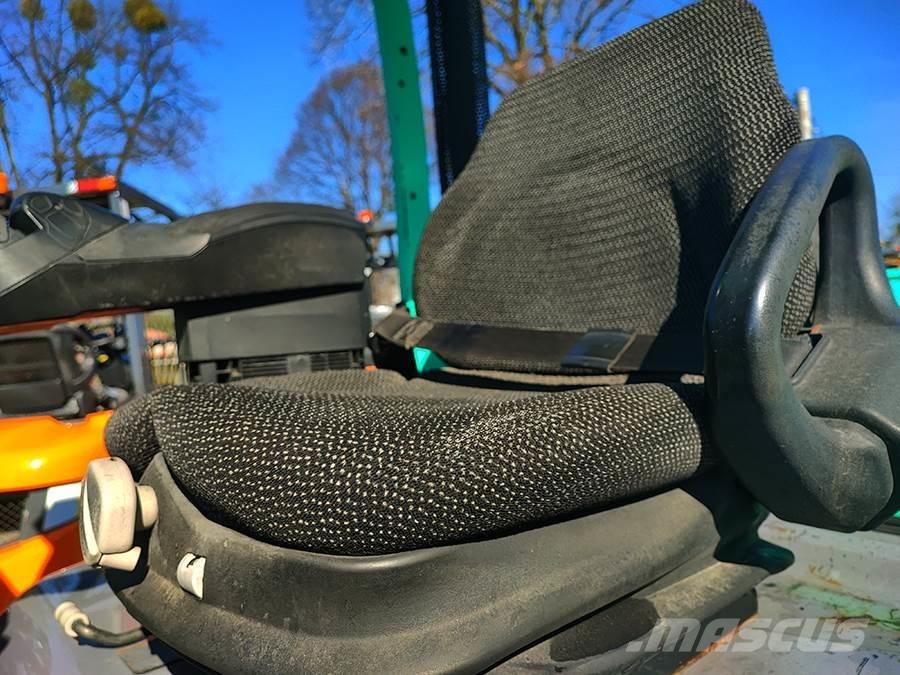 Mitsubishi FD50NT 柴油卡車