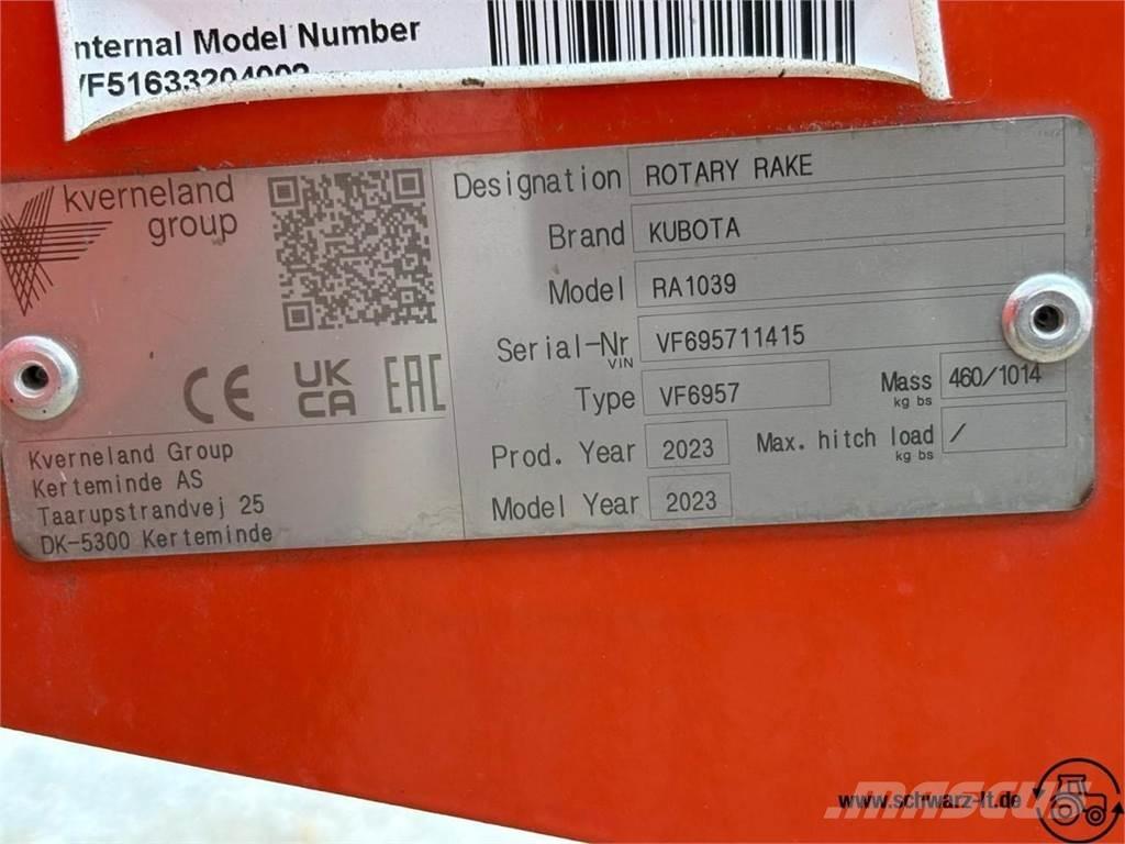 Kubota RA 1039 堆草機