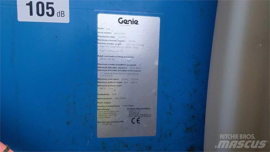Genie S65 伸縮臂高空作業車