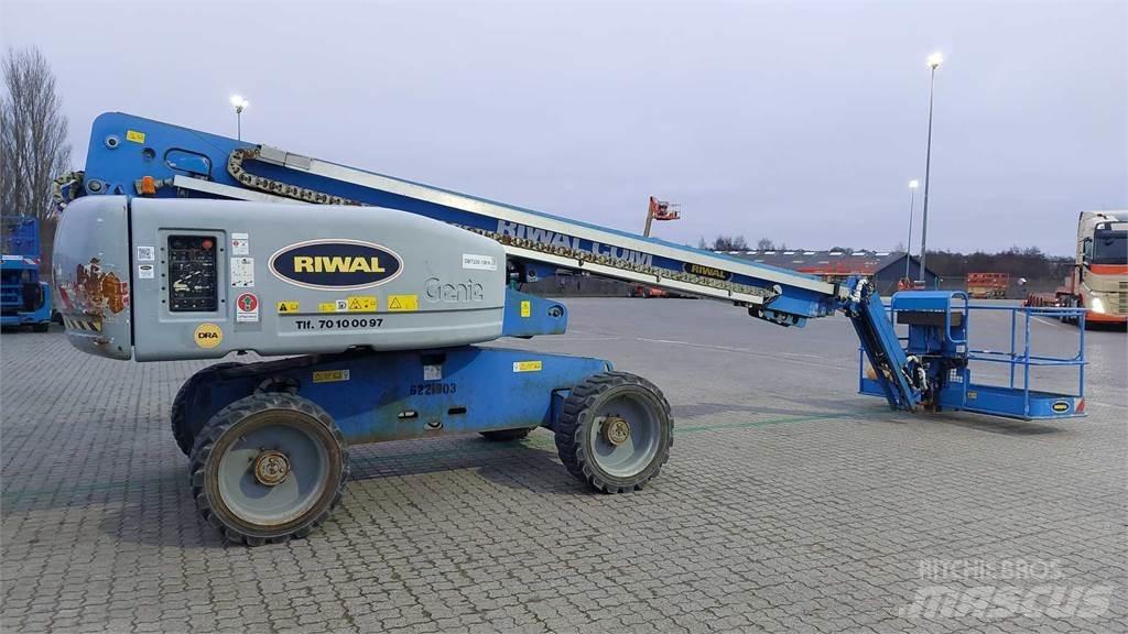 Genie S65 伸縮臂高空作業車