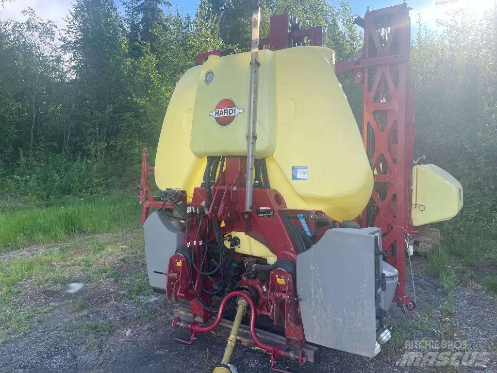 Hardi Mega 12 承載式噴霧機