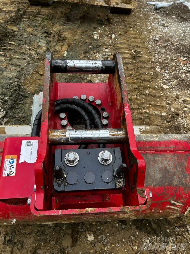 Takeuchi TB 290 中型挖土機/掘鑿機/挖掘機 7t-12t
