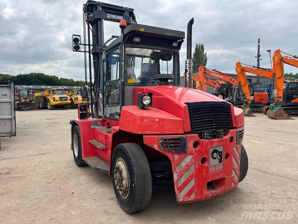 Kalmar DCE 90-6 柴油卡車