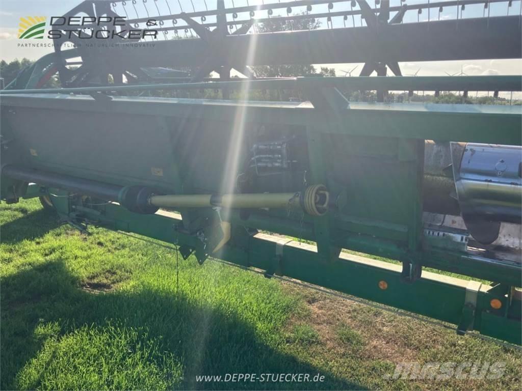 John Deere 630R 收穫機頭