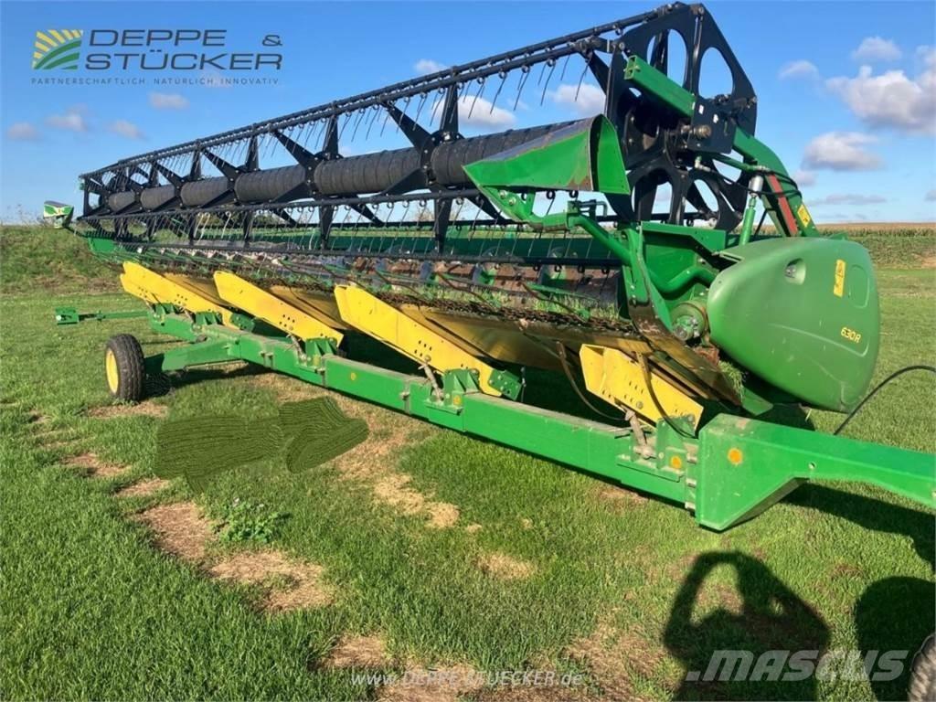 John Deere 630R 收穫機頭