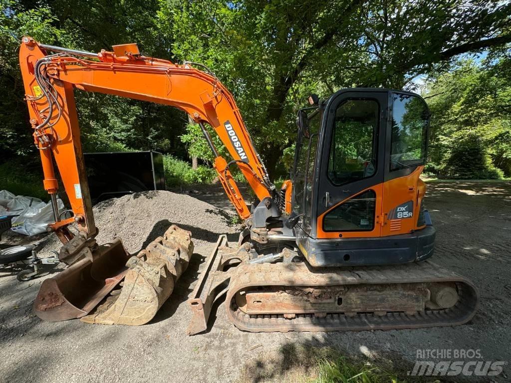 Doosan DX 85 R-3 中型挖土機/掘鑿機/挖掘機 7t-12t