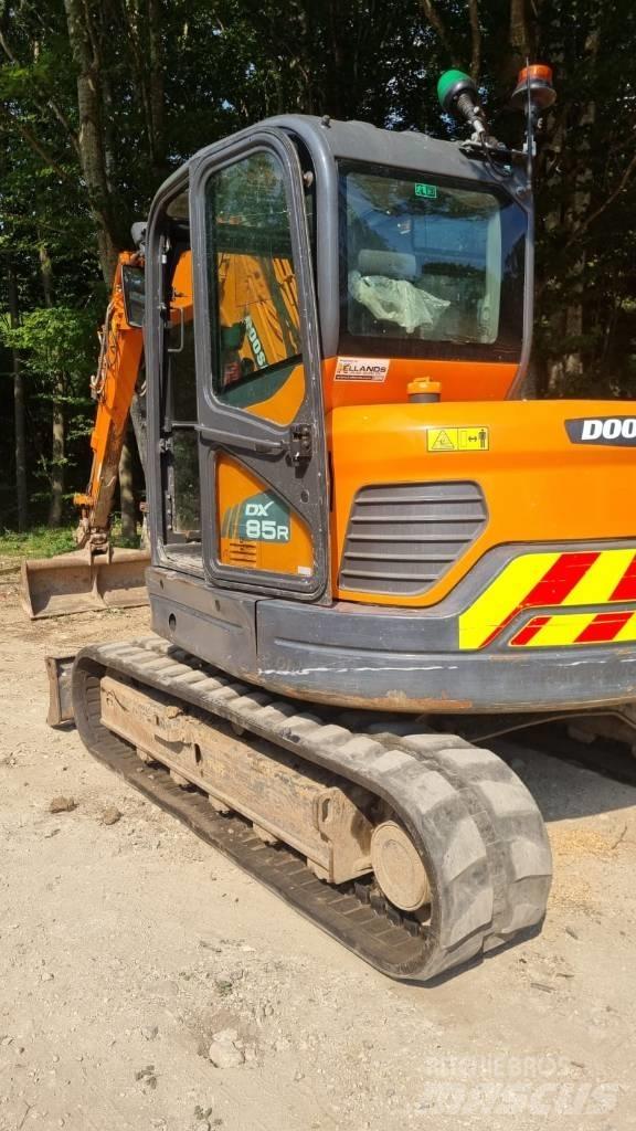 Doosan DX 85 R-3 中型挖土機/掘鑿機/挖掘機 7t-12t