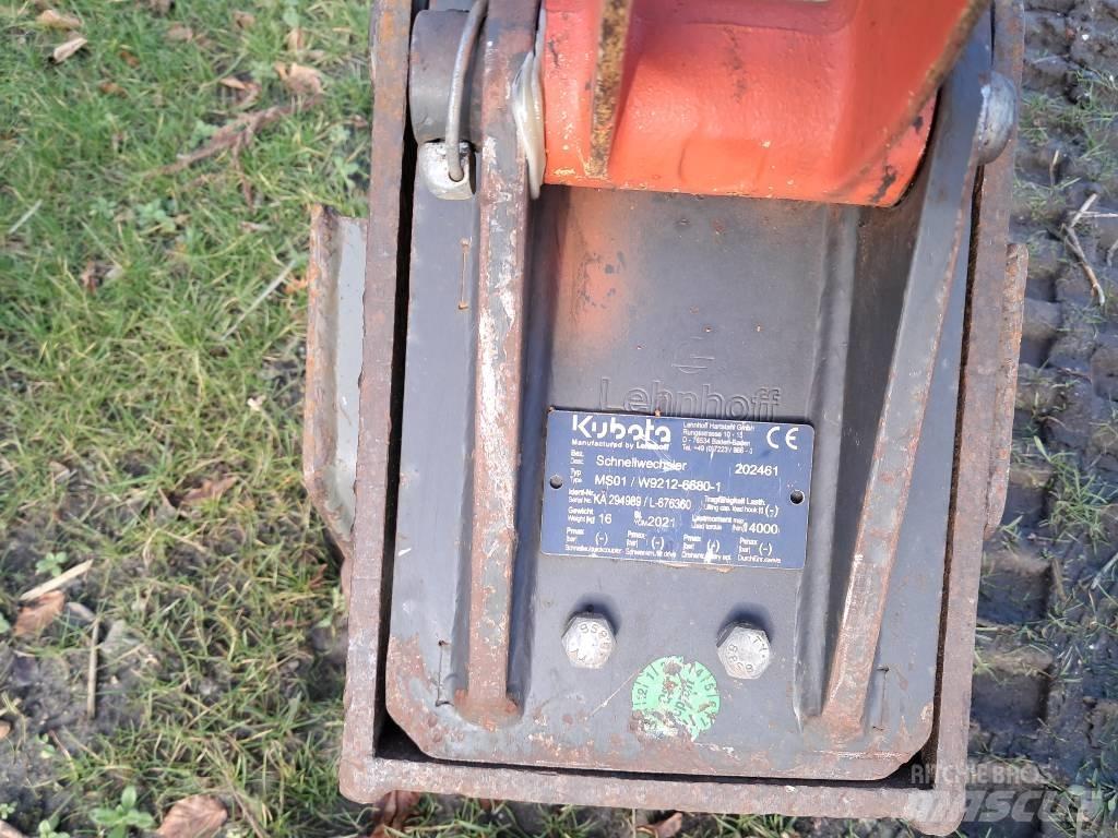 Kubota U10-5 小型挖土機/掘鑿機<7t(小型挖掘機)