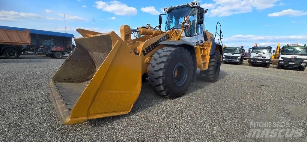 Liebherr L 566 輪胎式裝載機