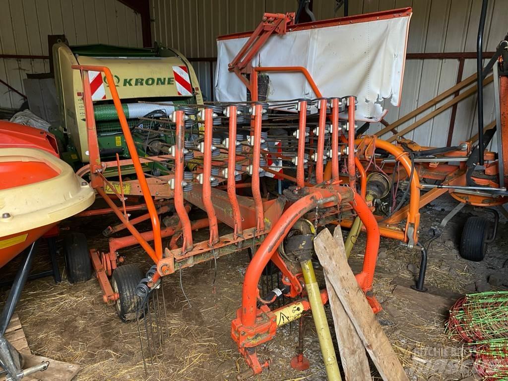 Kuhn GA3501 堆草機