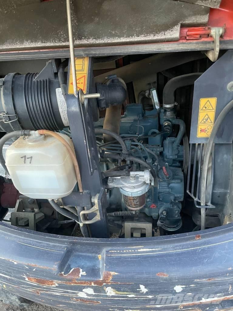 Kubota KX 61-3 小型挖土機/掘鑿機<7t(小型挖掘機)