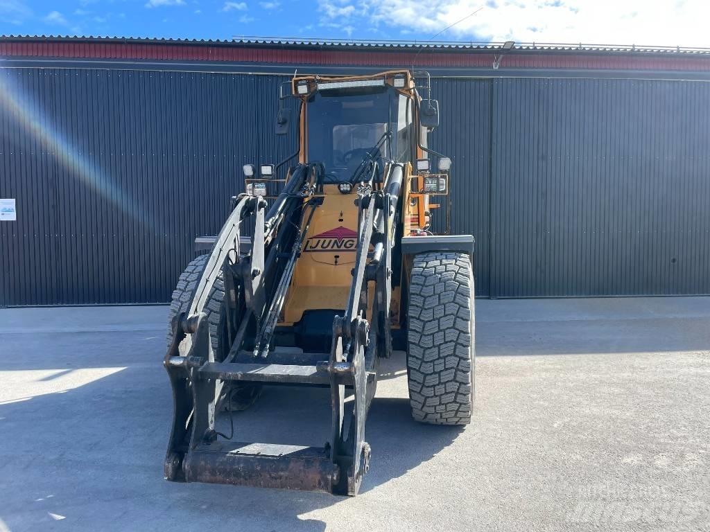 Ljungby L 15 輪胎式裝載機