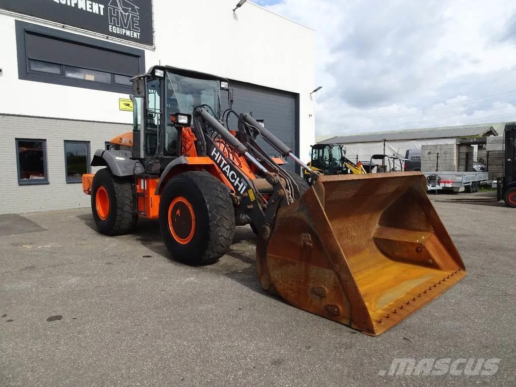 Hitachi ZW150 輪胎式裝載機
