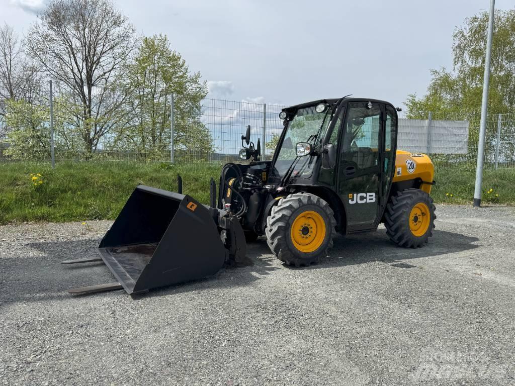 JCB 516-40AGRI 伸縮臂操作車