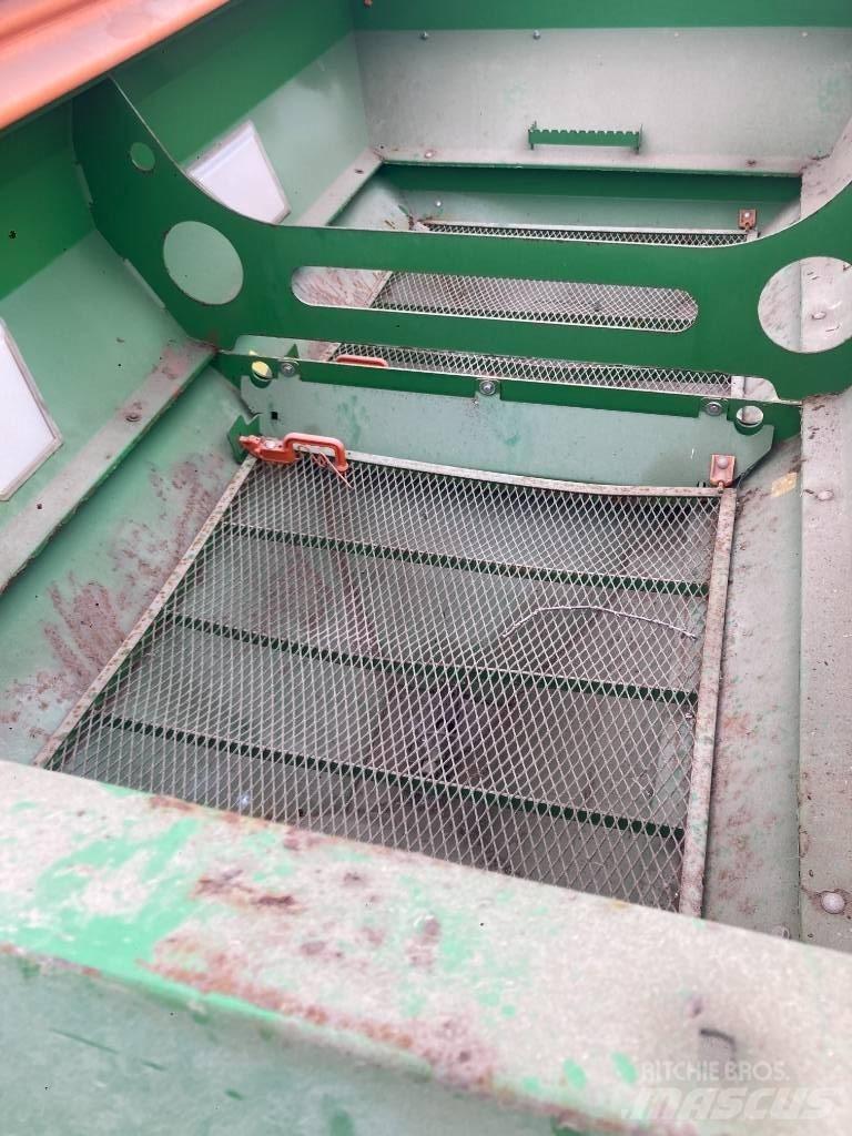 Amazone ZA-M 3000 礦物撒布機