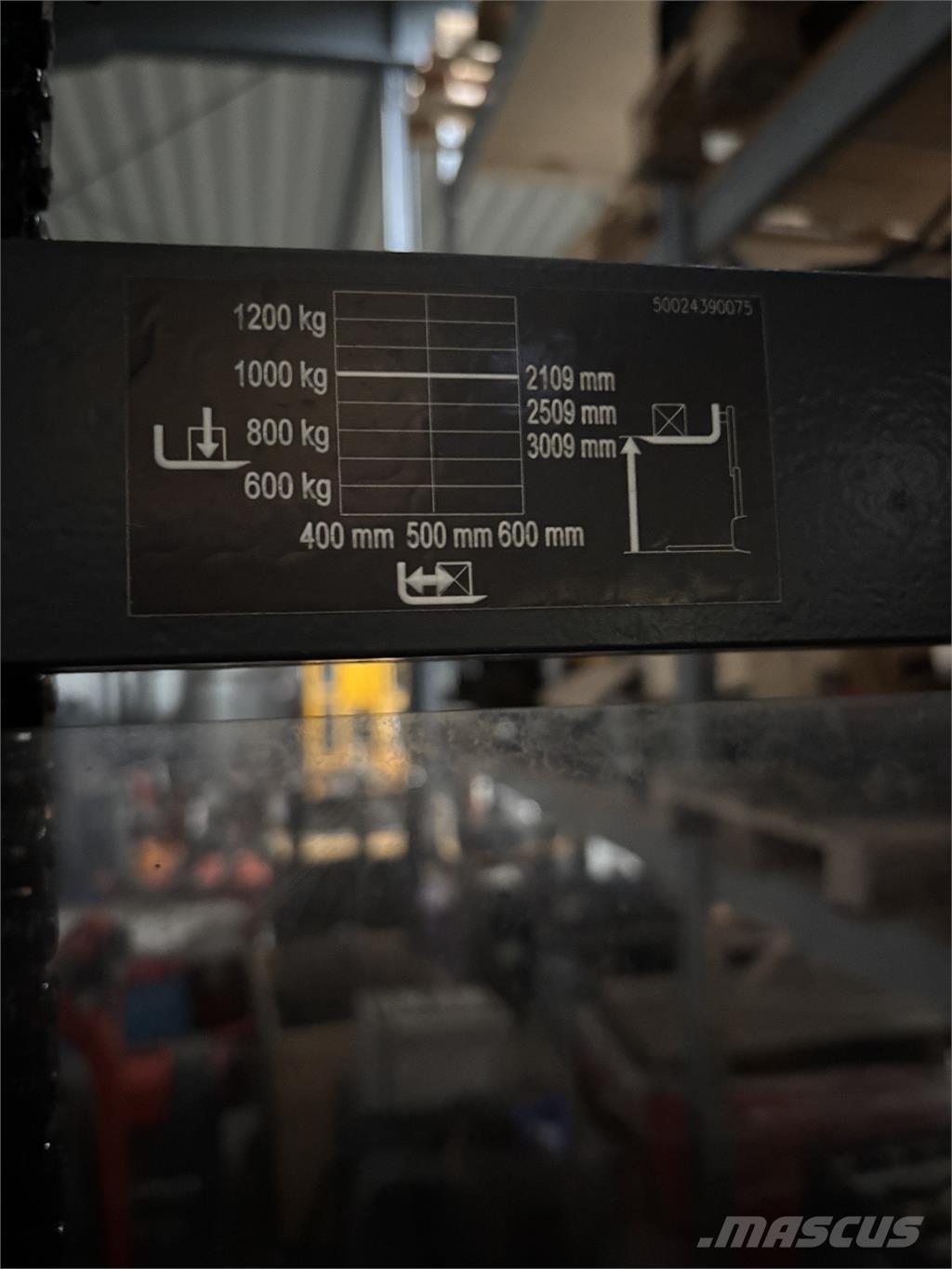 Linde L10 defekt 自走式堆積機