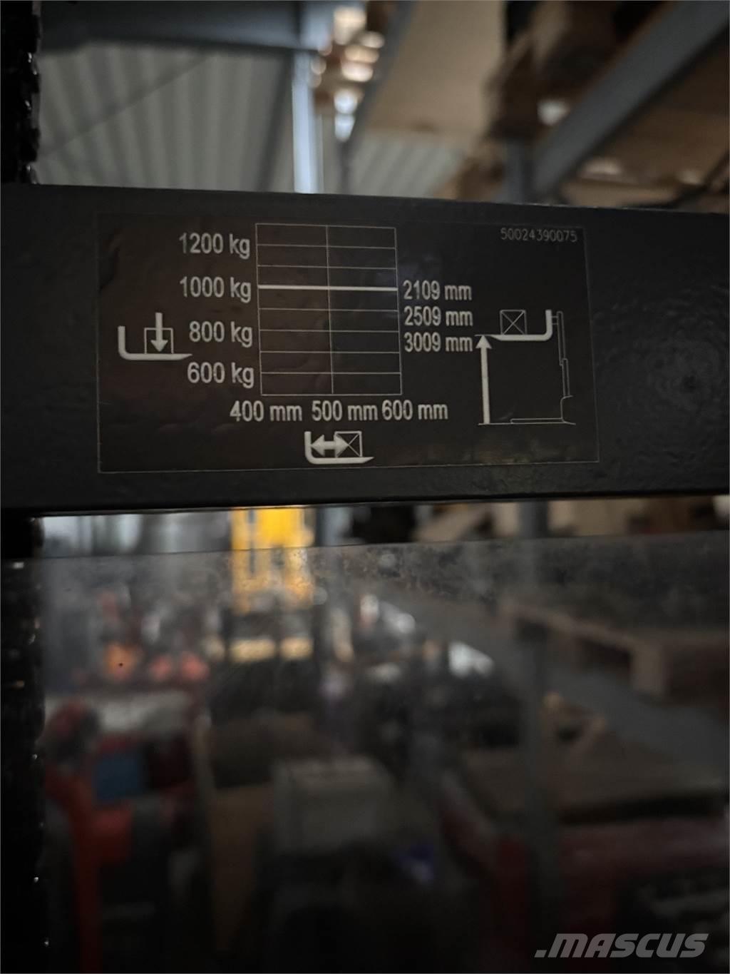 Linde L10 defekt 行走控制式堆積機