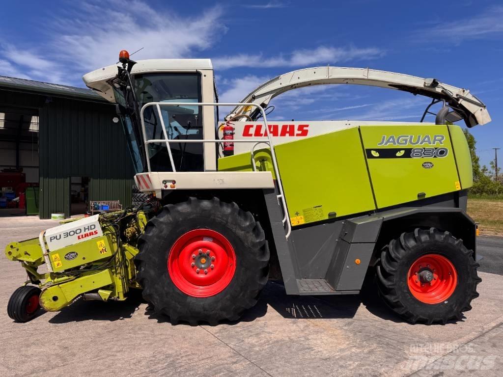 CLAAS Jaguar 830 自走式飼料採集機