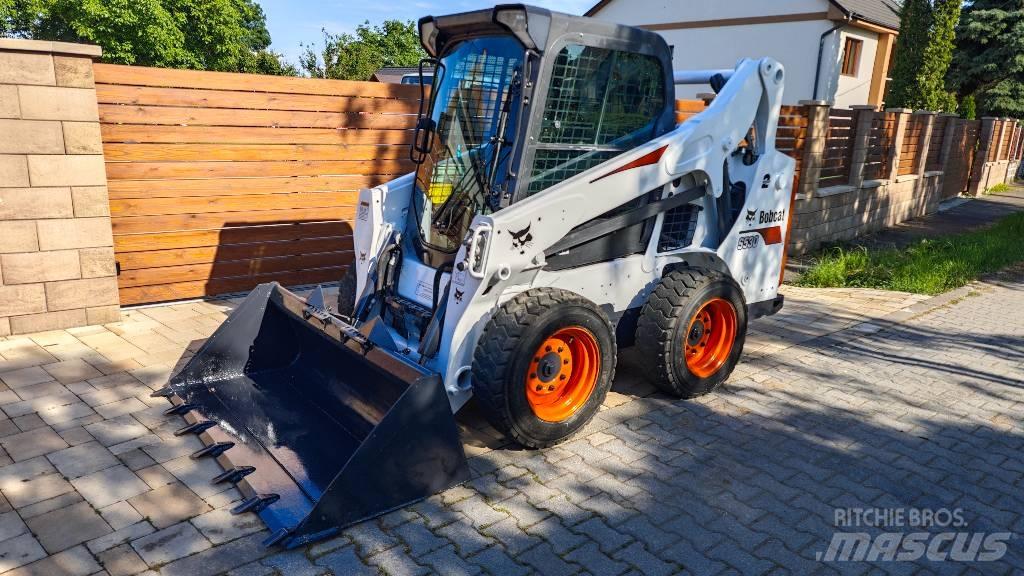 Bobcat S 530 滑移轉向裝載機