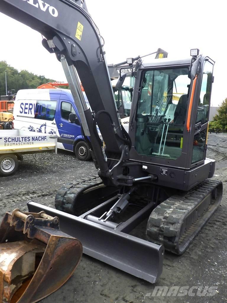 Volvo ECR 58 F 小型挖土機/掘鑿機<7t(小型挖掘機)