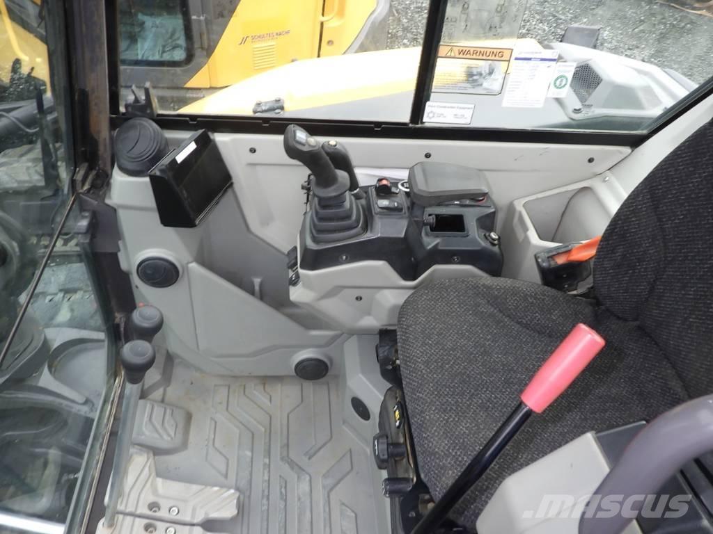 Volvo ECR 58 F 小型挖土機/掘鑿機<7t(小型挖掘機)