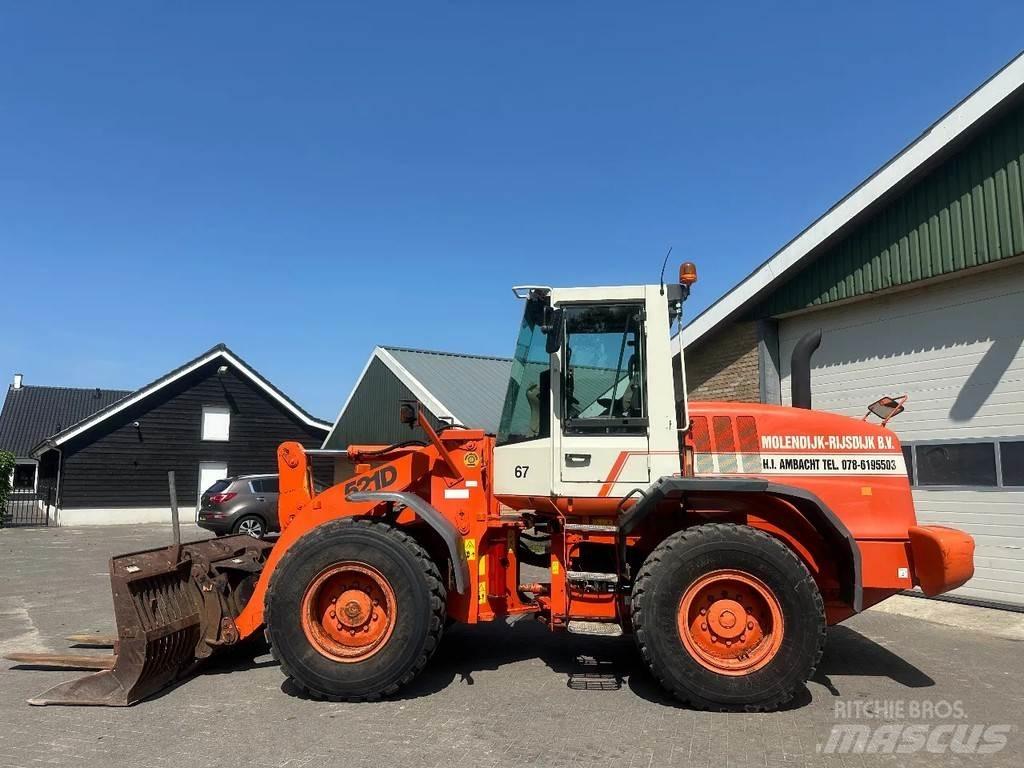 CASE 521D 輪胎式裝載機