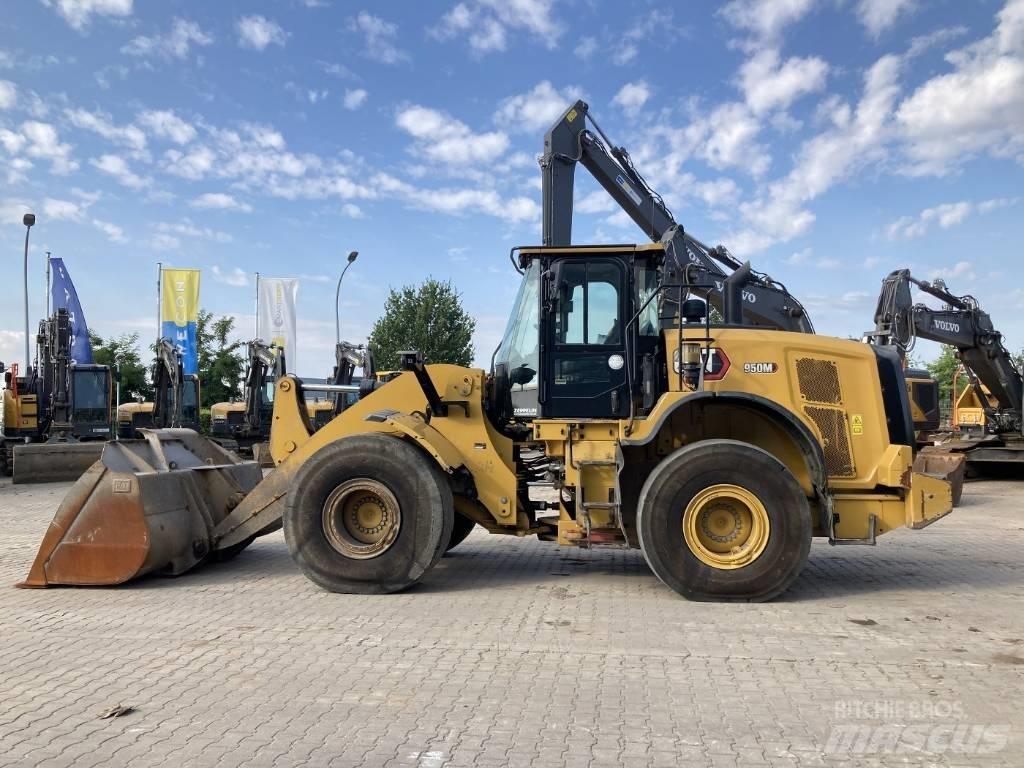CAT 950 M 輪胎式裝載機