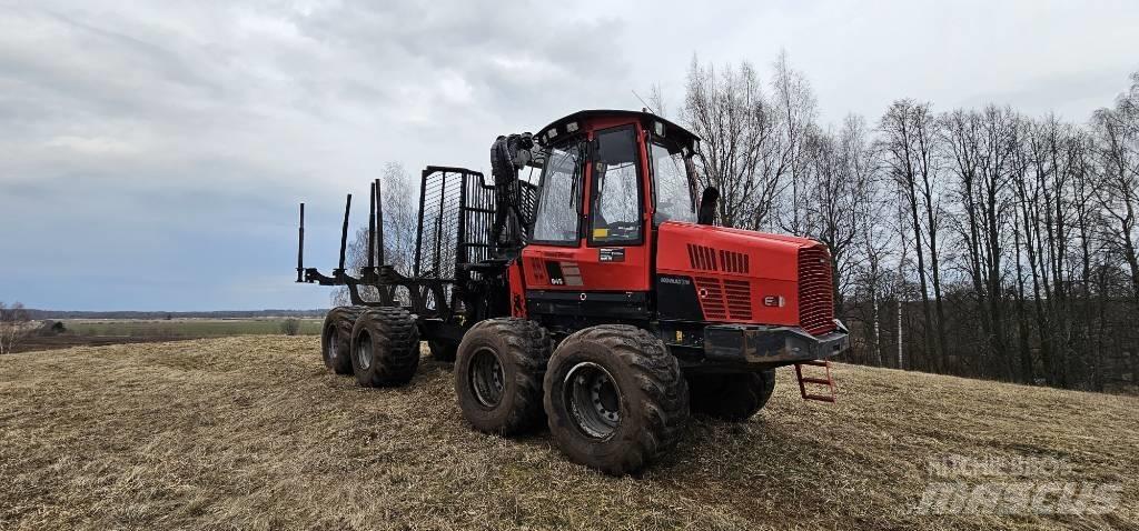 Komatsu 845 集運機