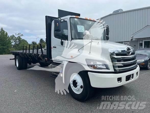 Hino 338 平板式/側卸式卡車