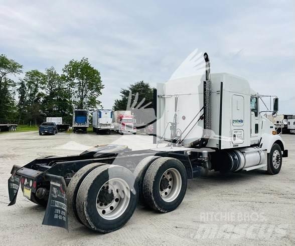 Kenworth T800 曳引機組件