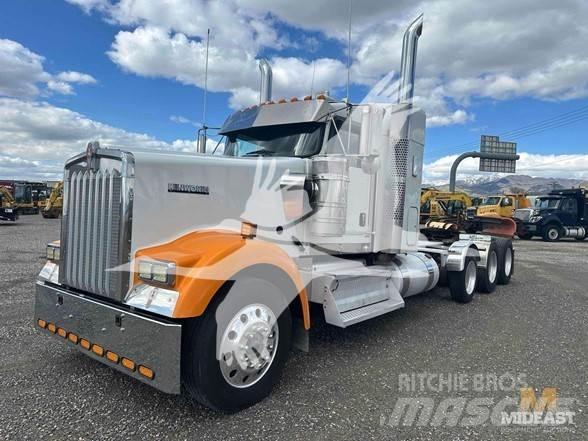 Kenworth W900 曳引機組件